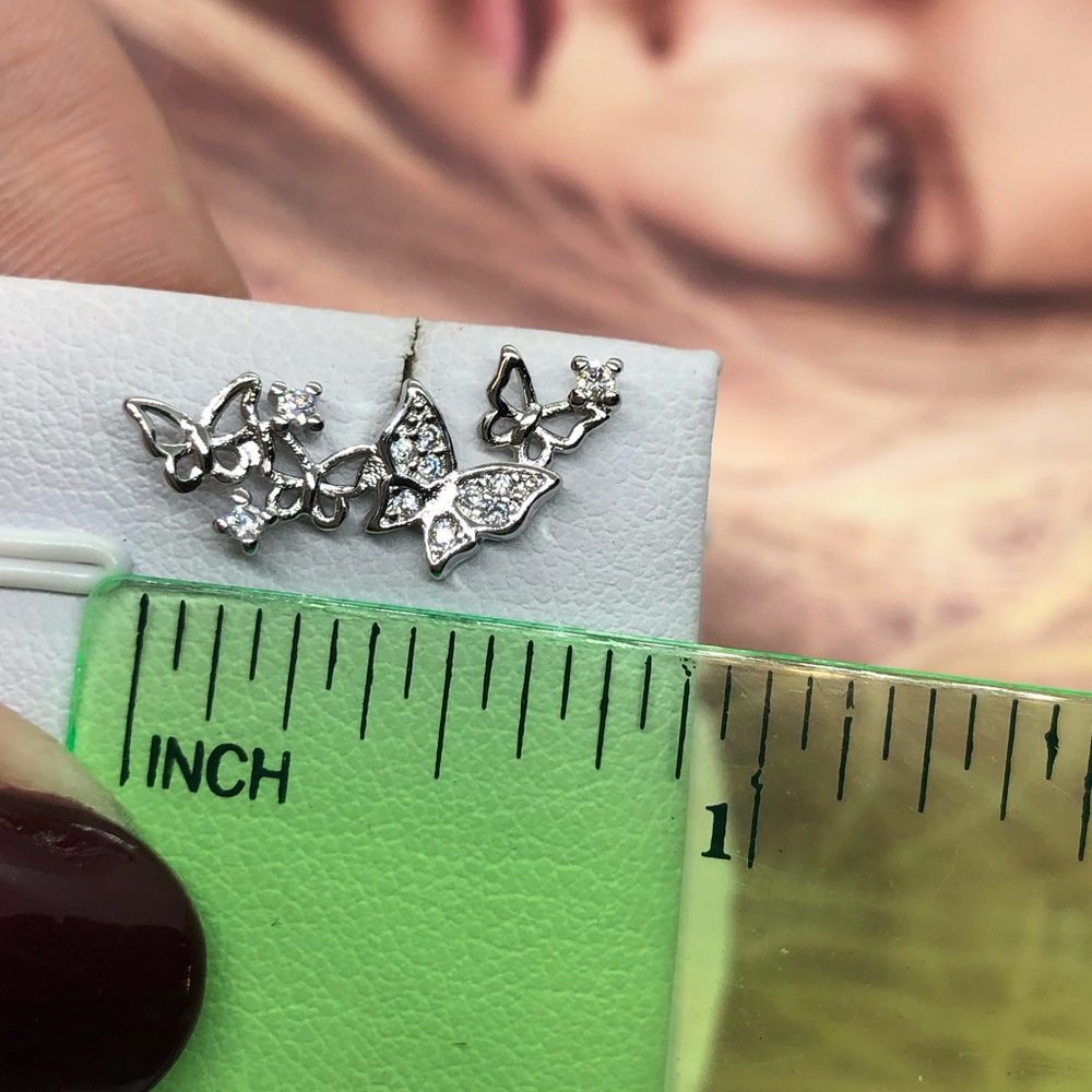 ๐ Silver 925 Butterfly ๐ฆ Stud Earrings - Picture 4 of 5